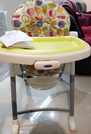 Graco fruit salad store highchair