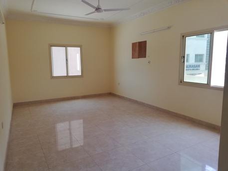 Bhd Month Br Bedrooms Spacious Unfurnished Flat For Rent Exclusive Ewa