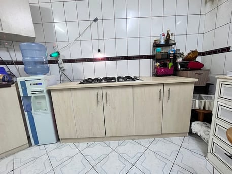 SAR 2000, Custom Made Kitchen Cabinet With Stove., 54680335 ...